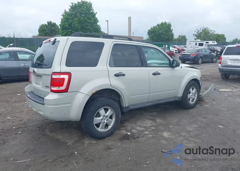 2009 Ford Escape Xlt из США, поврежденный, VIN 1FMCU93G79KA58683